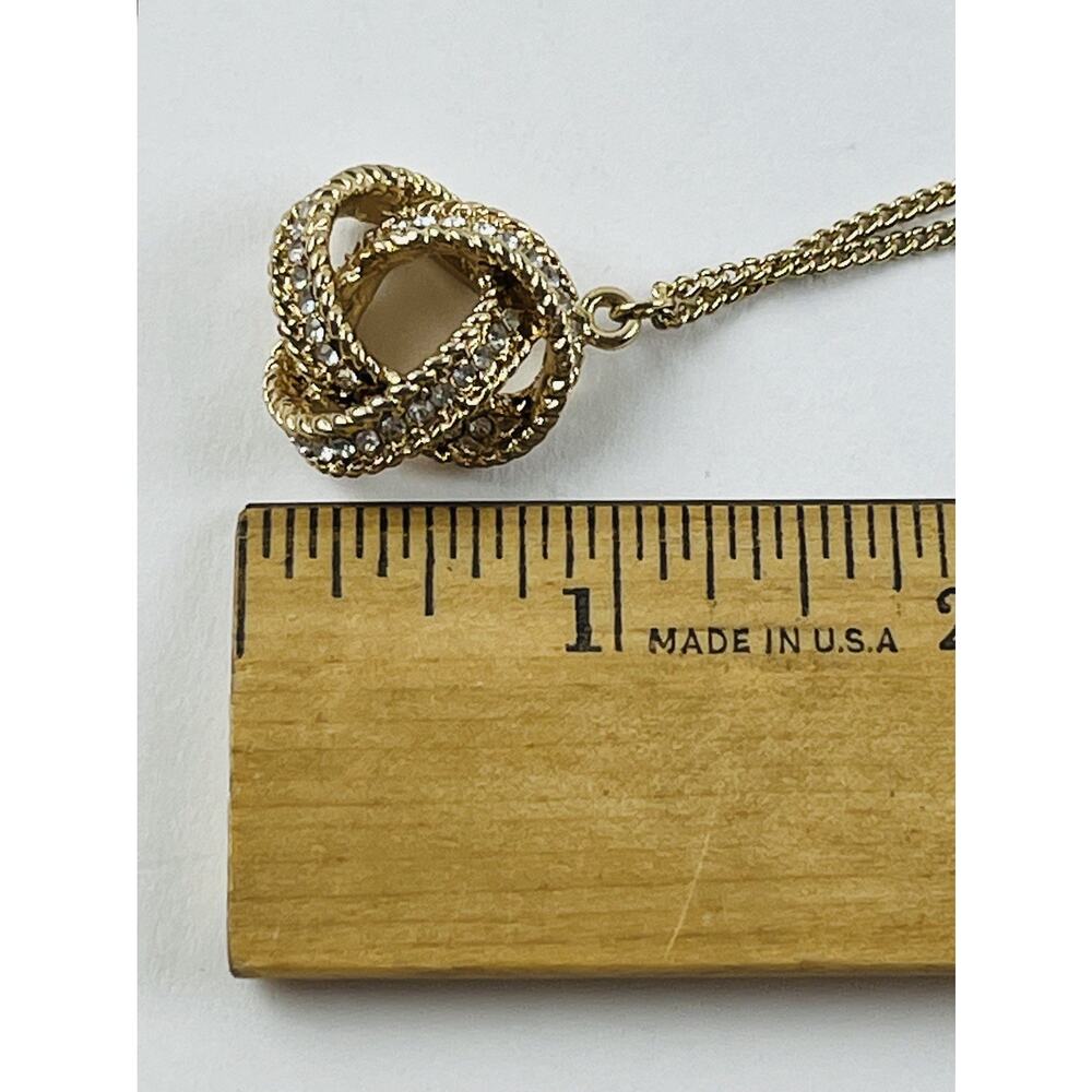 Tahari Goldtone Knotted Chain Necklace Pendant Rhinestones Rope Braided 3 Strand - Picture 13 of 16
